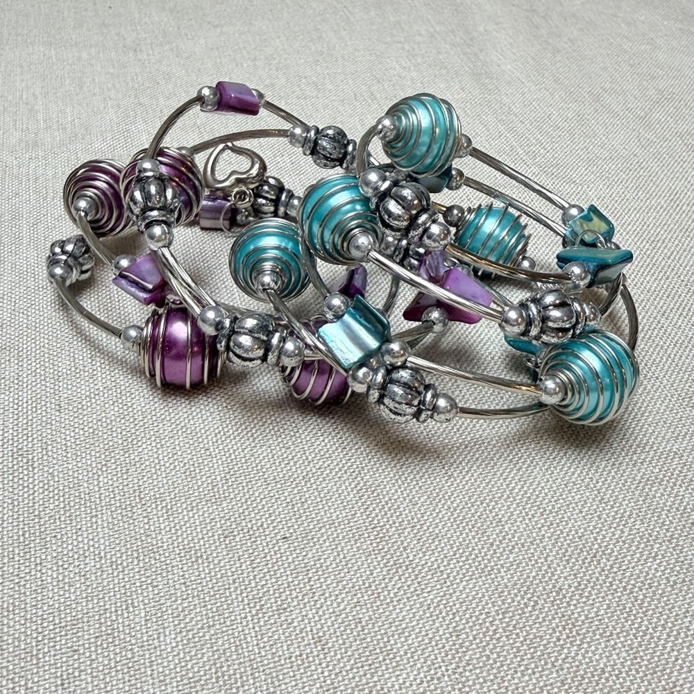 Pair of 2 Memory Wire Coil Bracelets Purple and Aqua